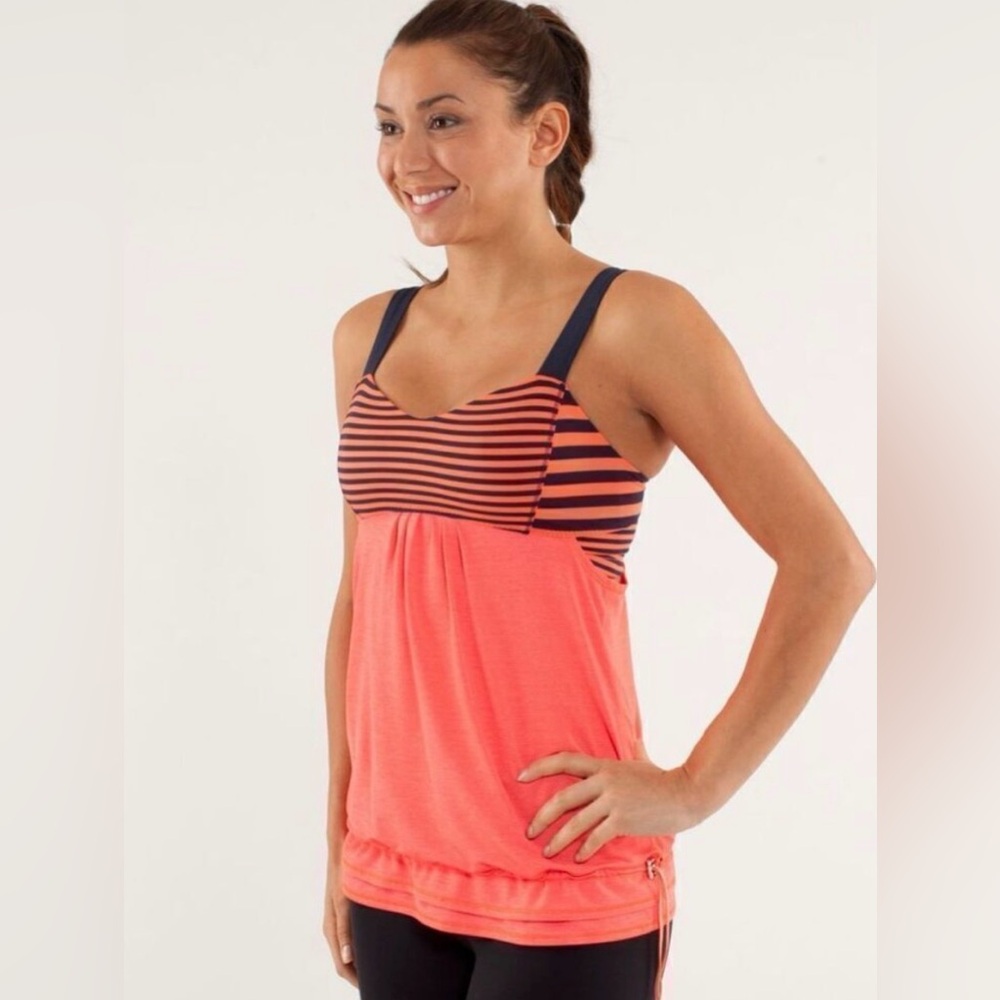 Lululemon Run Back On Track Coral and Navy Athletic Tank Sz 4